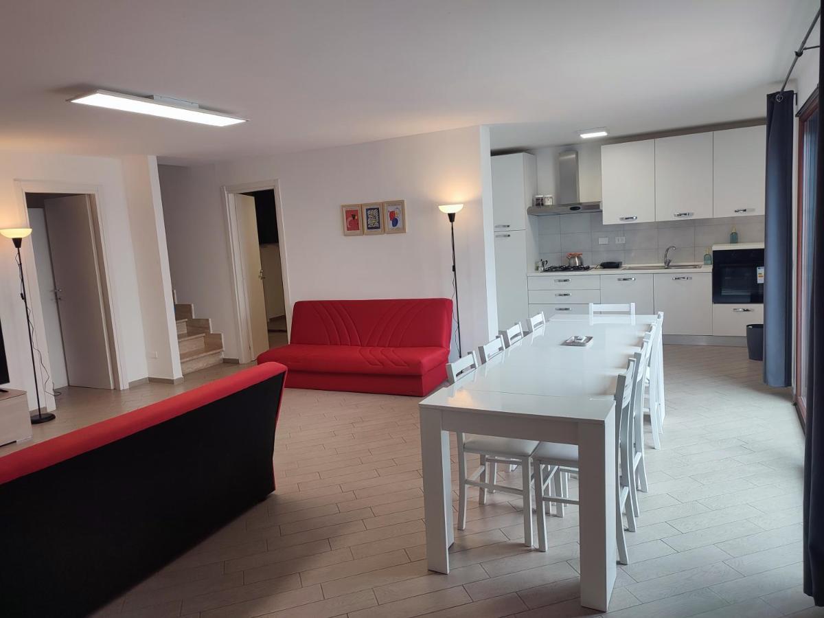 Villa Bassani, Grande E Luminosa Ideale Per Gruppi Infernetto Zewnętrze zdjęcie